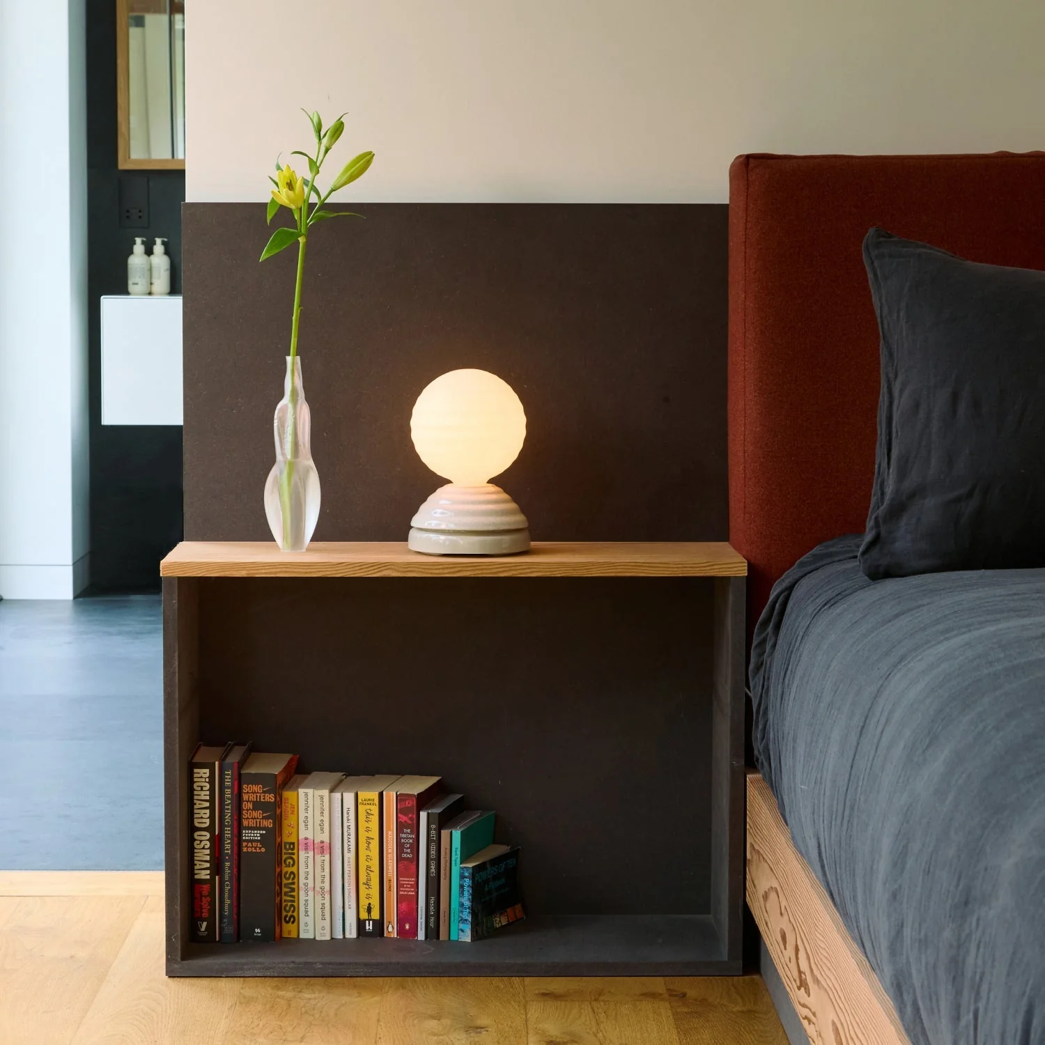 Wake Sleep Light in Pebble White - Image 2
