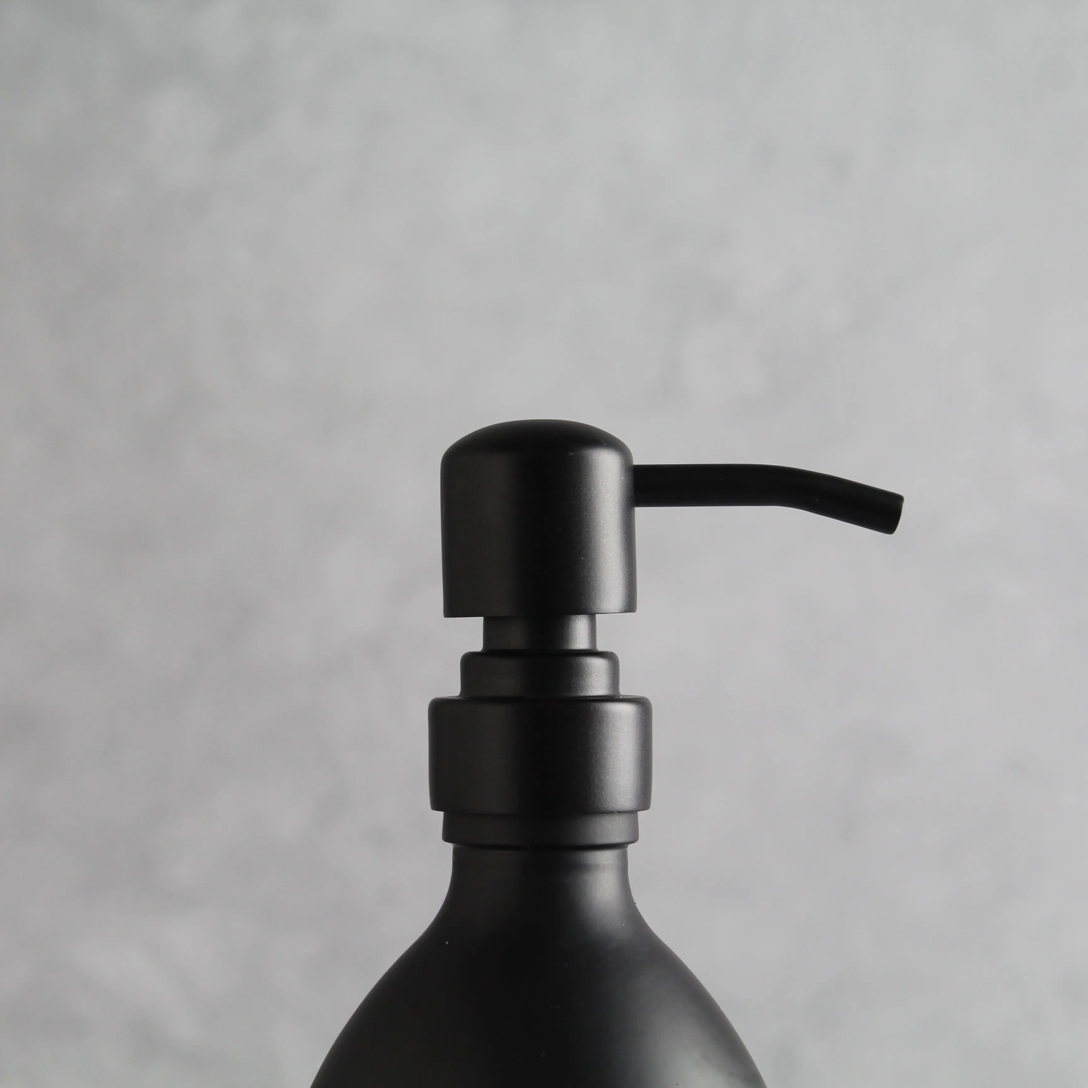 White Tray & Matte Black Dispenser Double Set - Image 10