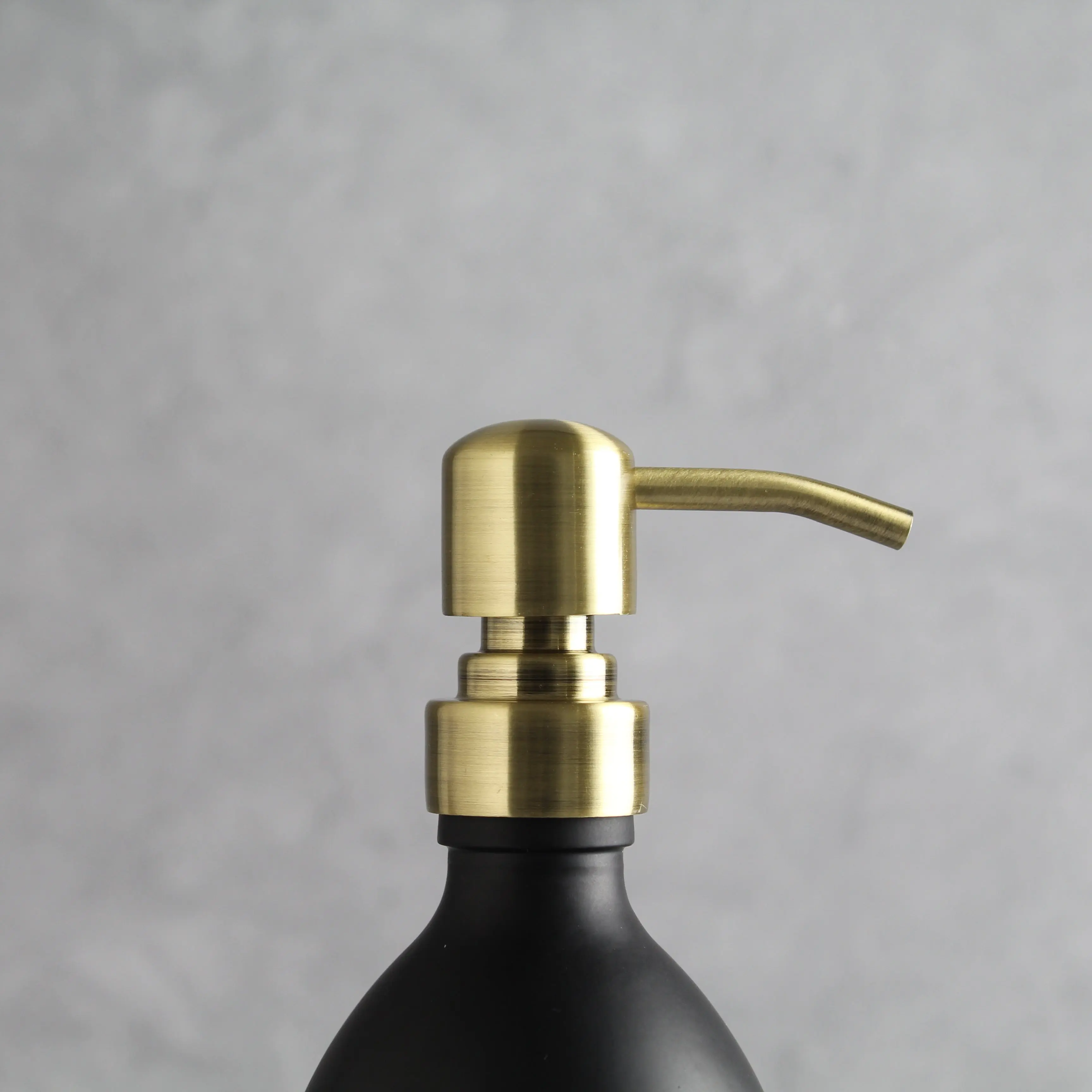 White Tray & Matte Black Dispenser Double Set - Image 12
