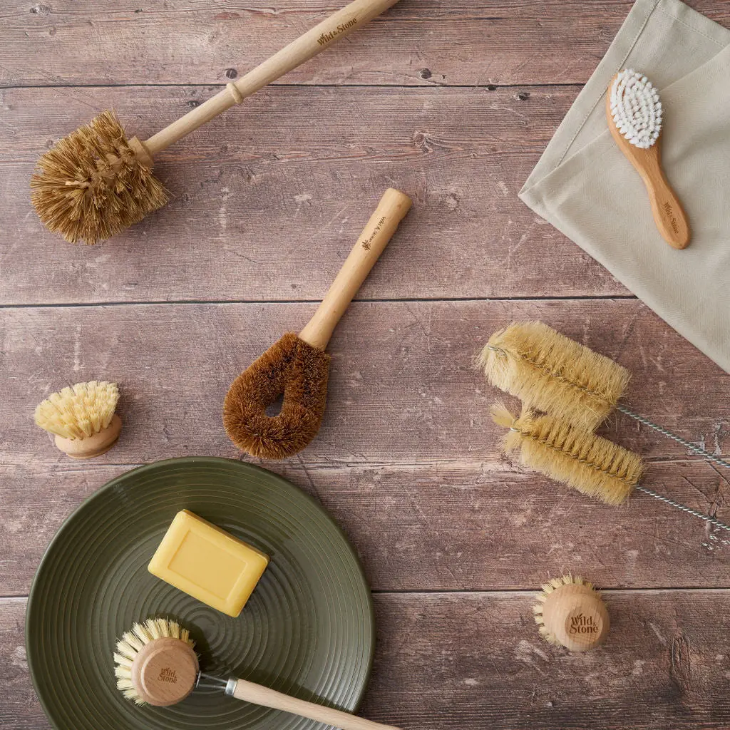Wooden Dish Brush with Replaceable Head - Image 2
