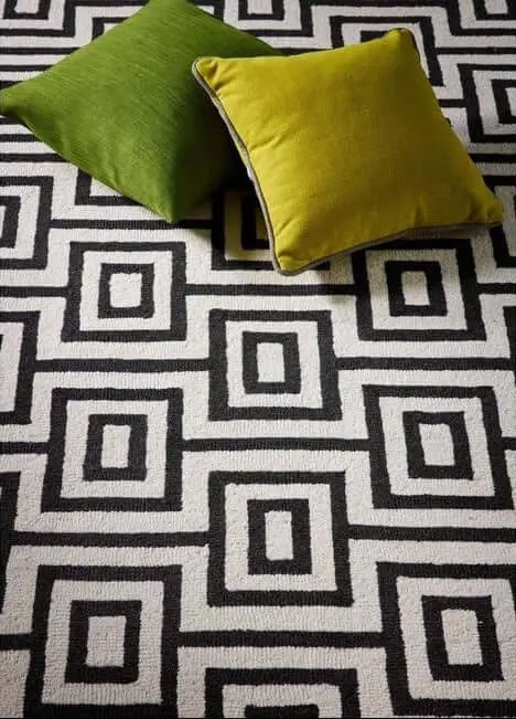 Wool Labyrinth Rug White and Black - Image 2