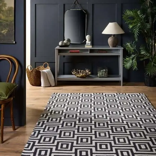 Wool Labyrinth Rug White and Black - Image 6